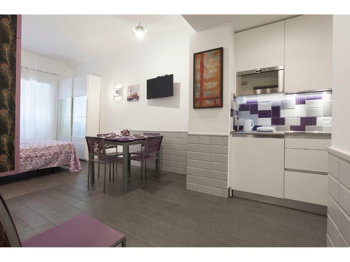 My Purple Apartment In The Center Of Roma Exterior foto